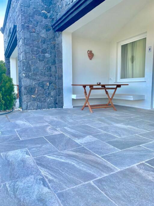 Ocean Sun 4 Apartment Фира Екстериор снимка